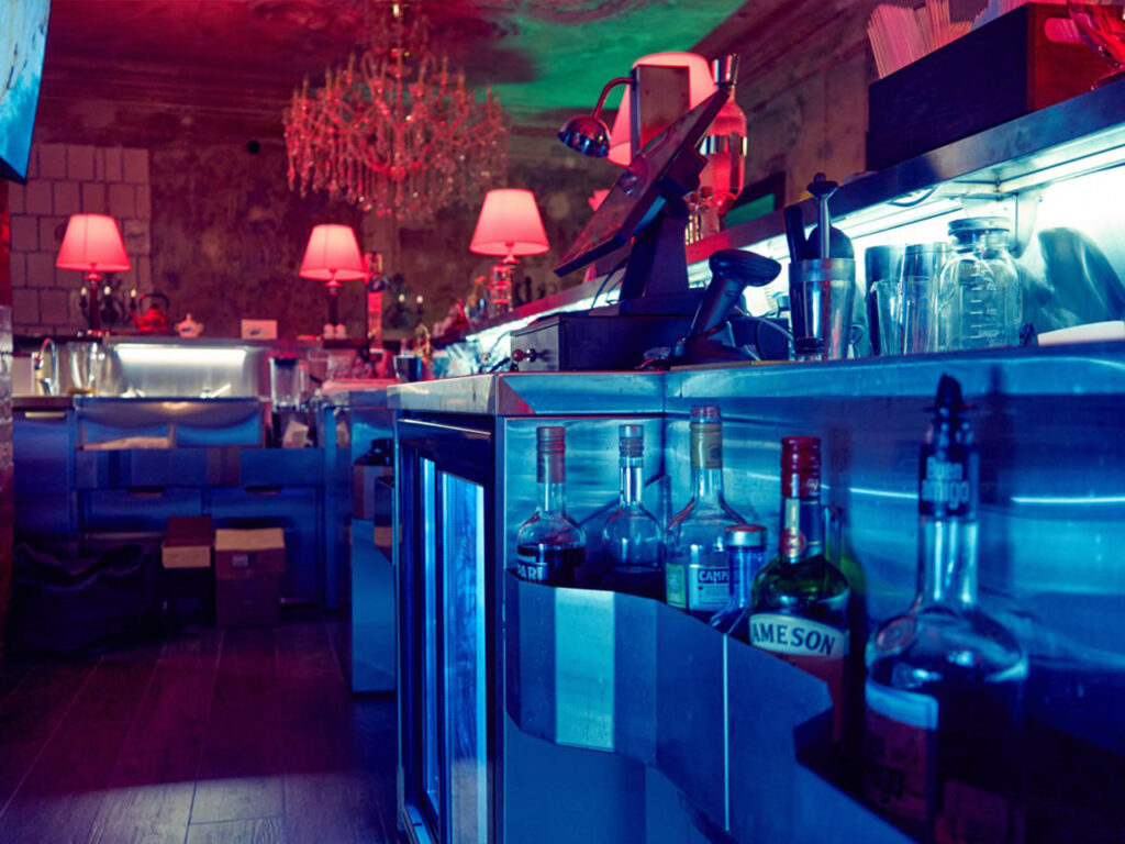 Барное нейтральное оборудование для лаунж-бара «Sobranie XIX»